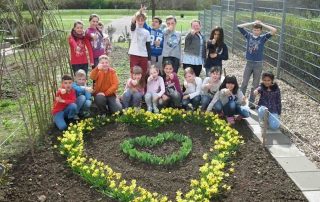 bloembollen planten met kinderen