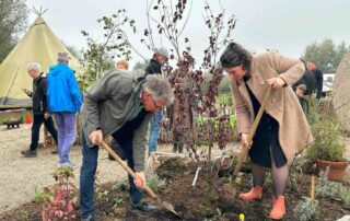 Nieuwe IVN-voedselbosjes verrijken Bloemenpark Appeltern