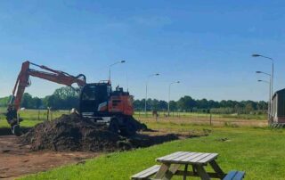 Een graafmachine huren, ideaal voor grote tuinklussen