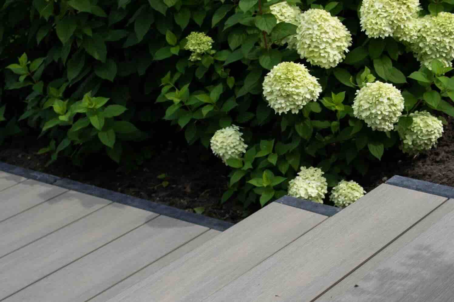 Composiet schuttingen zijn strak en onderhoudsarm