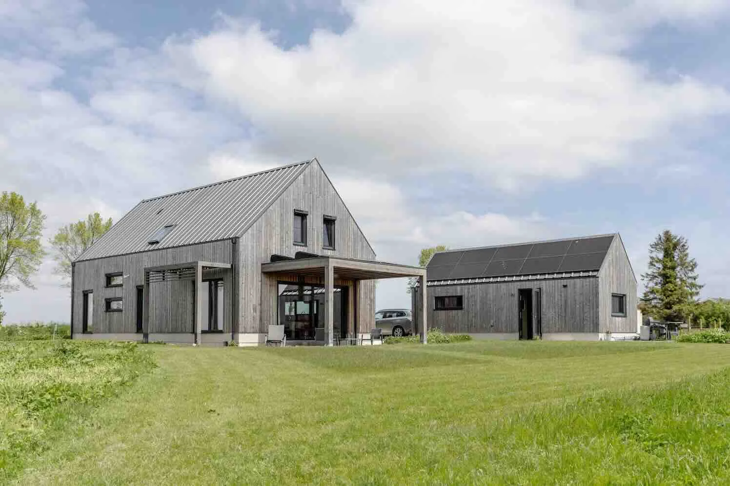 Woning-met-schuur-02 Opmars van bijzonder wonen stoer, stijlvol en helemaal van nu